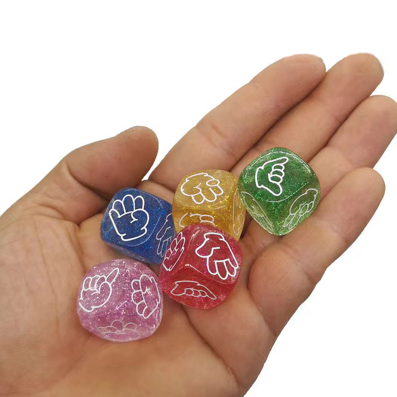 10PCS 반짝이 주사위 6 양면 20MM 바위 종이  - Party Games Juegos De Mesa 리뷰 및 가격
